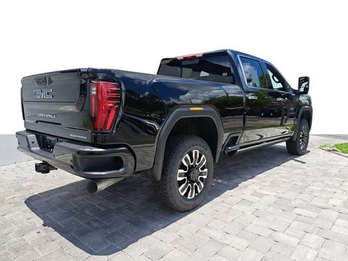 2025 GMC Sierra 2500 Denali