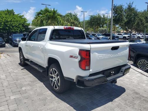 Summit White 2023 Chevrolet Colorado 4WD Z71