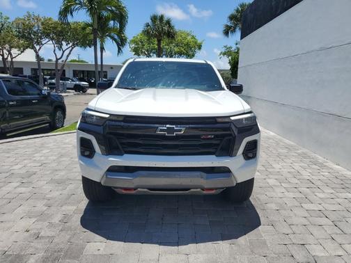 Summit White 2023 Chevrolet Colorado 4WD Z71