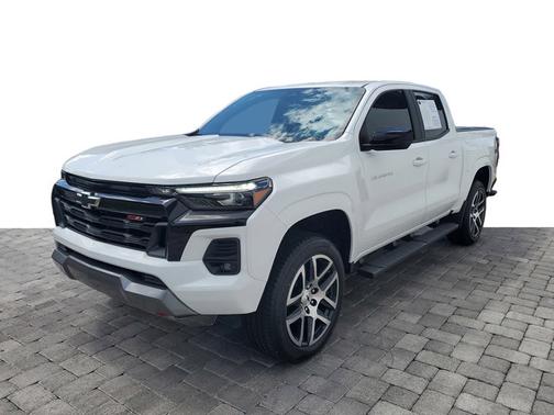 Summit White 2023 Chevrolet Colorado 4WD Z71