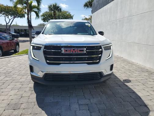 2025 GMC Acadia FWD Elevation