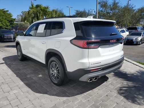 2025 GMC Acadia FWD Elevation