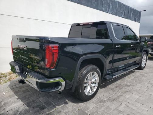 Onyx Black 2020 GMC Sierra 1500 SLT