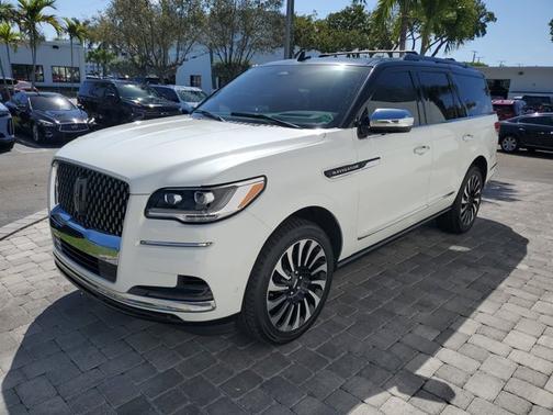 2023 Lincoln Navigator Black Label