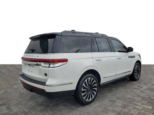 2023 Lincoln Navigator Black Label