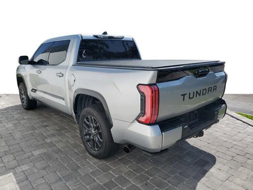 2022 Toyota Tundra Platinum