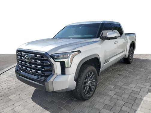2022 Toyota Tundra Platinum