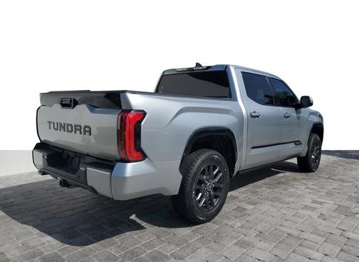 2022 Toyota Tundra Platinum