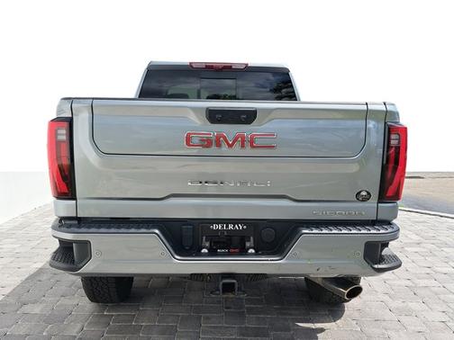 2024 GMC Sierra 2500 Denali
