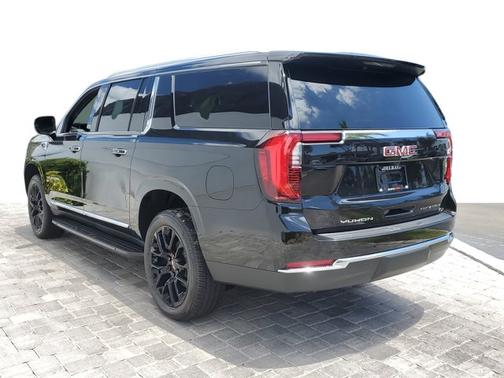 2025 GMC Yukon XL Elevation