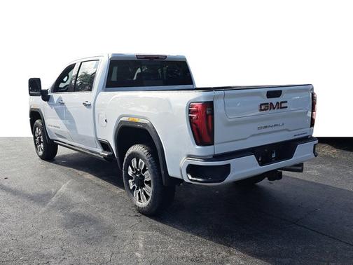 2025 GMC Sierra 2500 Denali