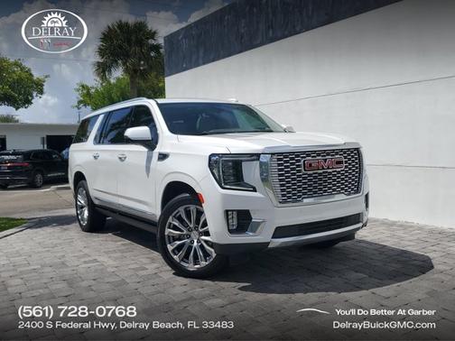 White Frost Tricoat 2022 GMC Yukon XL Denali