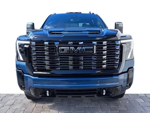 2025 GMC Sierra 2500 Denali