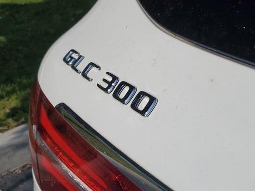 2019 Mercedes-Benz GLC 300 Base