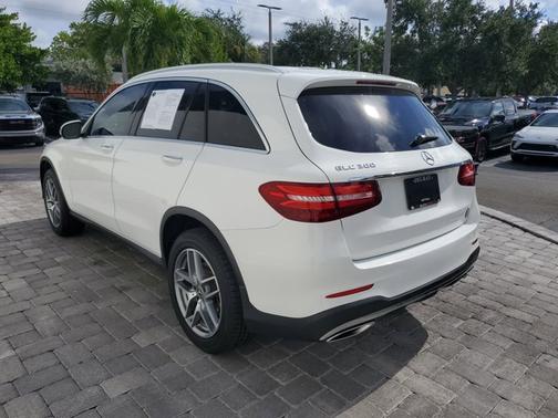 2019 Mercedes-Benz GLC 300 Base