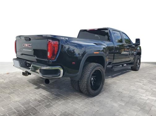 2022 GMC Sierra 3500 Pro