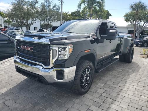 2022 GMC Sierra 3500 Pro