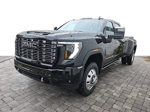 2025 GMC Sierra 3500 Denali