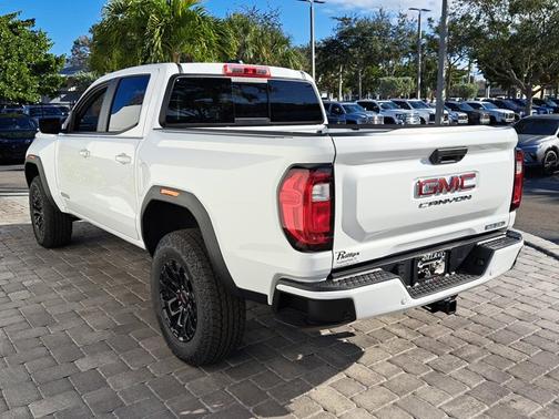 2026 GMC Canyon 2WD Elevation