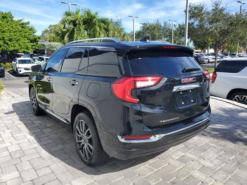 2022 GMC Terrain Denali