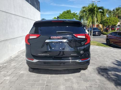 2022 GMC Terrain Denali