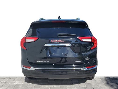 2022 GMC Terrain Denali