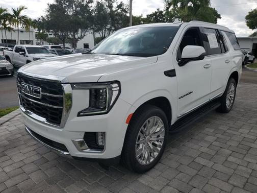 2023 GMC Yukon SLT