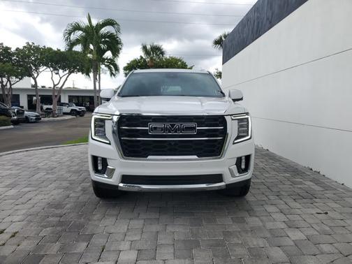 2023 GMC Yukon SLT