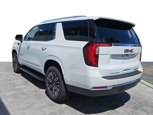 2025 GMC Yukon Elevation