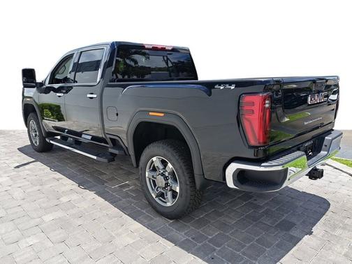 2025 GMC Sierra 2500 SLT