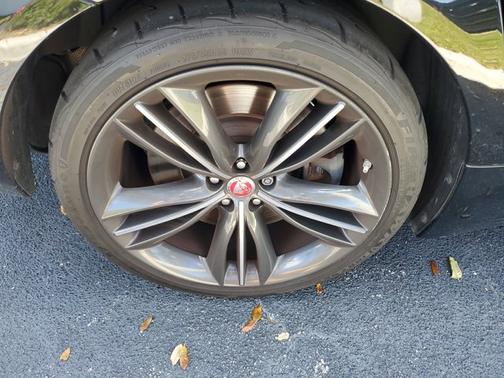 2019 Jaguar XJ Supercharged