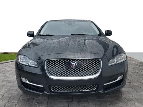 2019 Jaguar XJ Supercharged