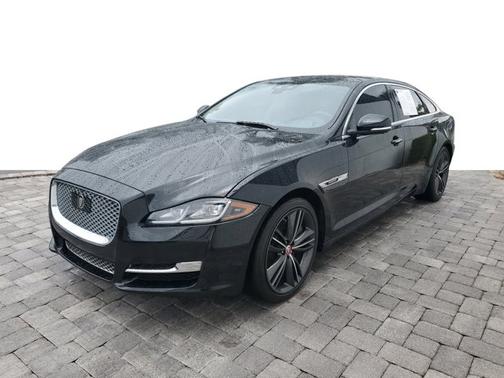 2019 Jaguar XJ Supercharged