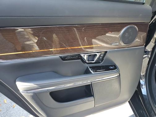 2019 Jaguar XJ Supercharged