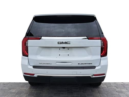 2025 GMC Yukon Elevation