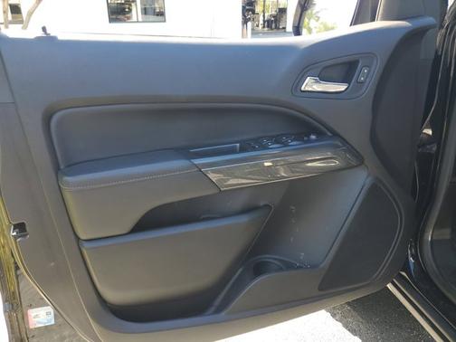 2021 GMC Canyon 4WD AT4 w/Leather