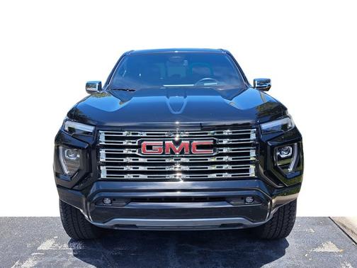2023 GMC Canyon 4WD Denali