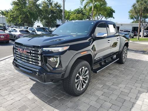 2023 GMC Canyon 4WD Denali