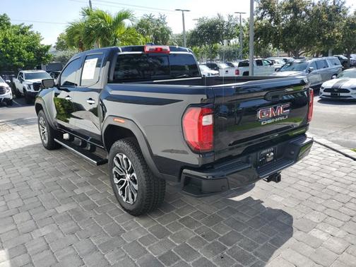 2023 GMC Canyon 4WD Denali