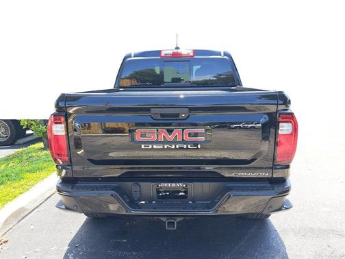 2023 GMC Canyon 4WD Denali