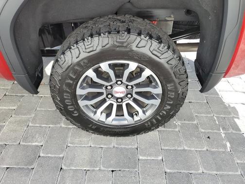 2021 GMC Sierra 1500 AT4