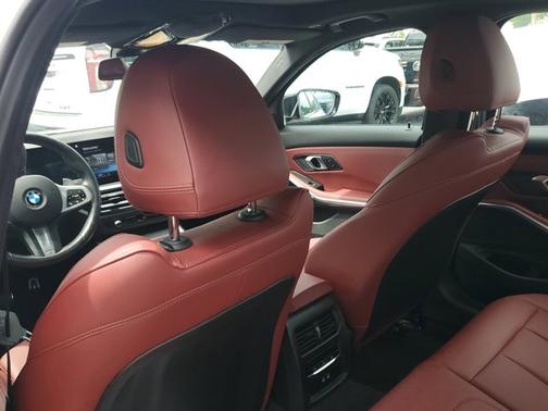 2024 BMW 330 330i