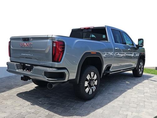 2025 GMC Sierra 2500 Denali