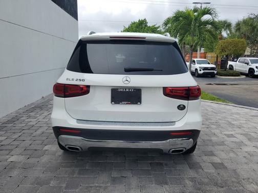 2021 Mercedes-Benz GLB 250 GLB 250