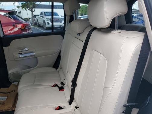 2021 Mercedes-Benz GLB 250 GLB 250