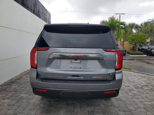 2021 GMC Yukon XL AT4
