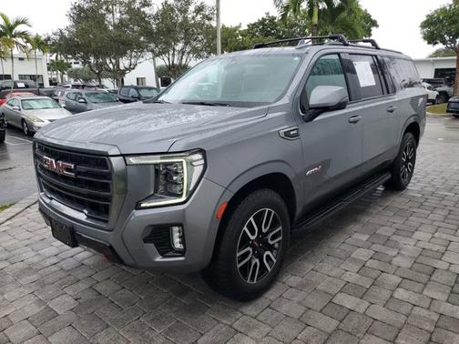 2021 GMC Yukon XL AT4