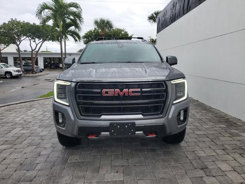 2021 GMC Yukon XL AT4