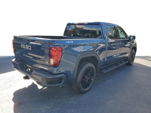 2022 GMC Sierra 1500 Limited Elevation