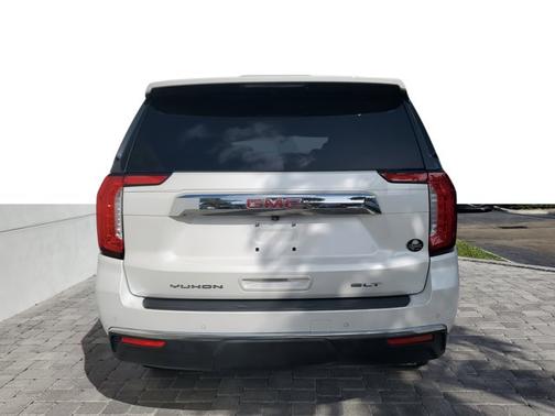 2021 GMC Yukon SLT